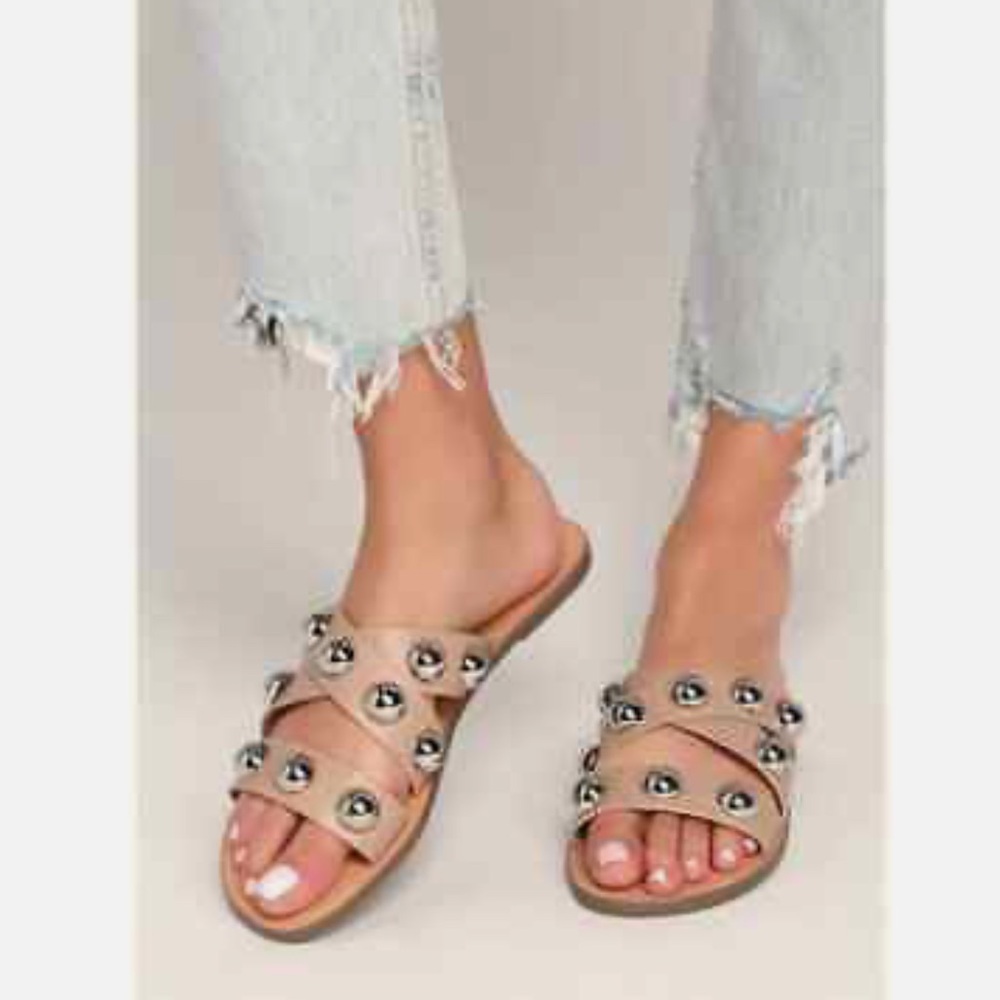 Marc Fisher Bryte Sandal in Light Natural